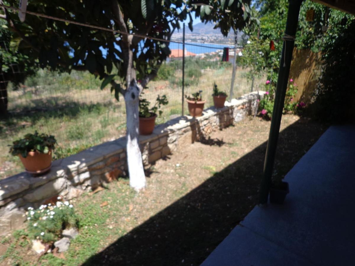 Evelin Studio Kalamata Exterior foto